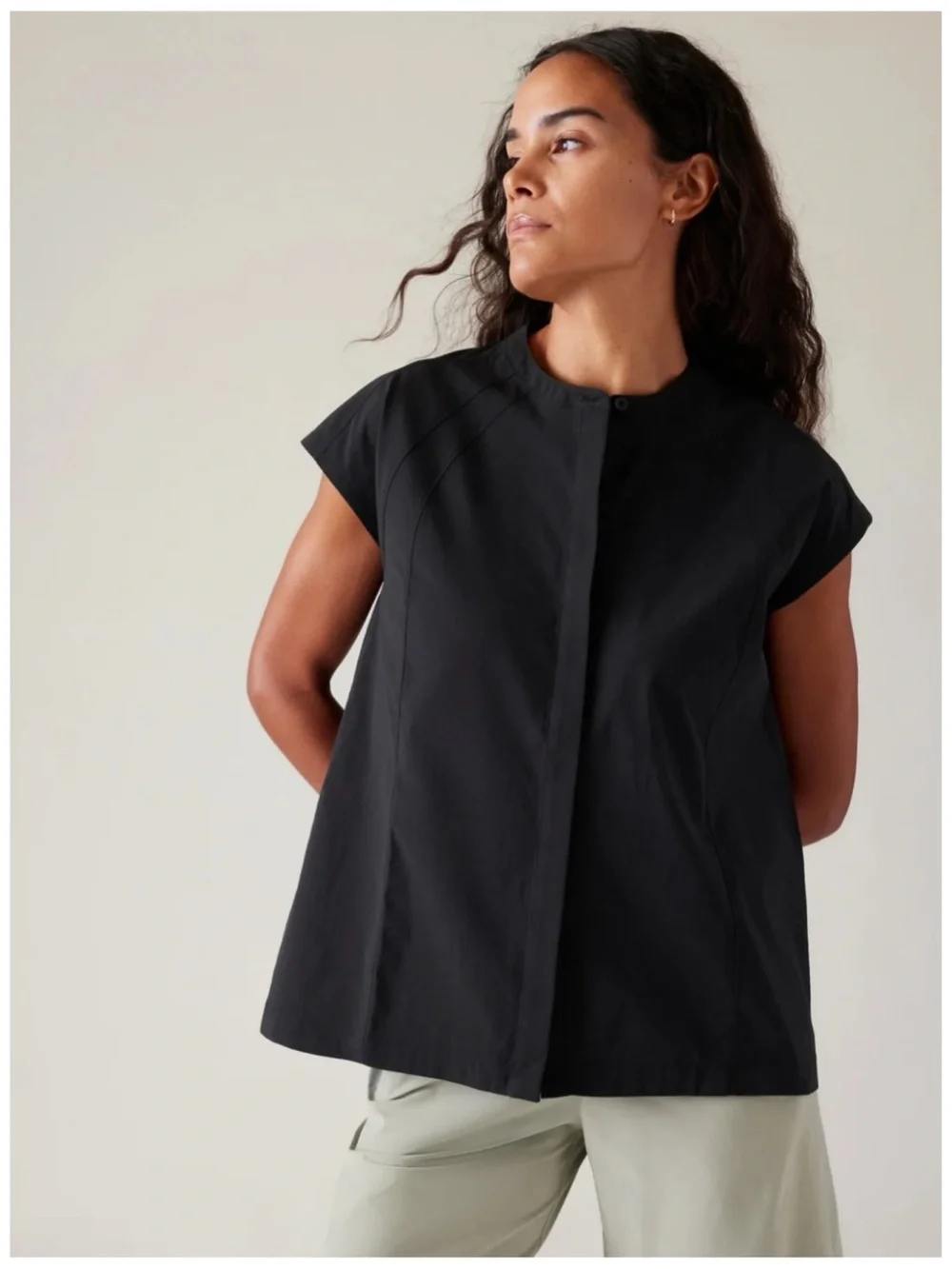 Athleta Performance Poplin Popover Top | Black | #587913 | [D13]